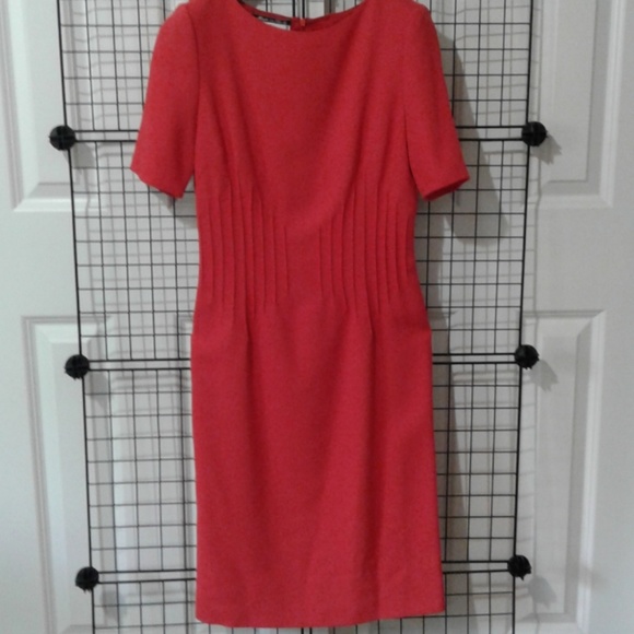 NWT. Valentino elegant wool dress, Italy. - Picture 5 of 8